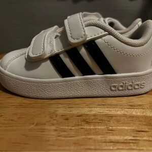Adidas Kids White Sneakers with Black Stripes